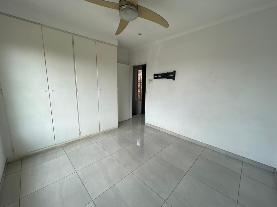 2 Bedroom Property for Sale in Wilgeheuwel Gauteng
