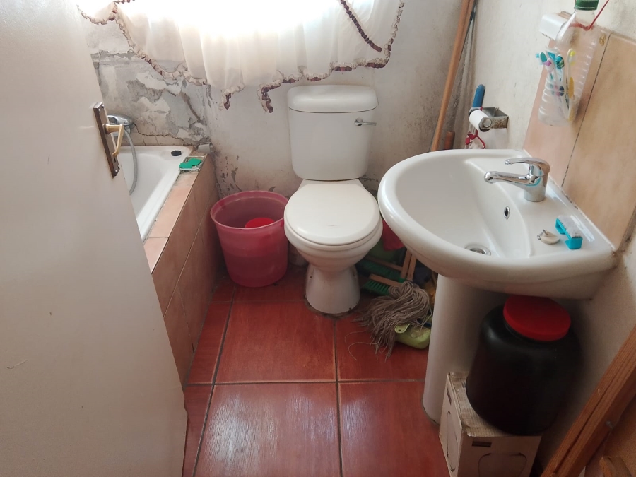 2 Bedroom Property for Sale in Bram Fischerville Gauteng