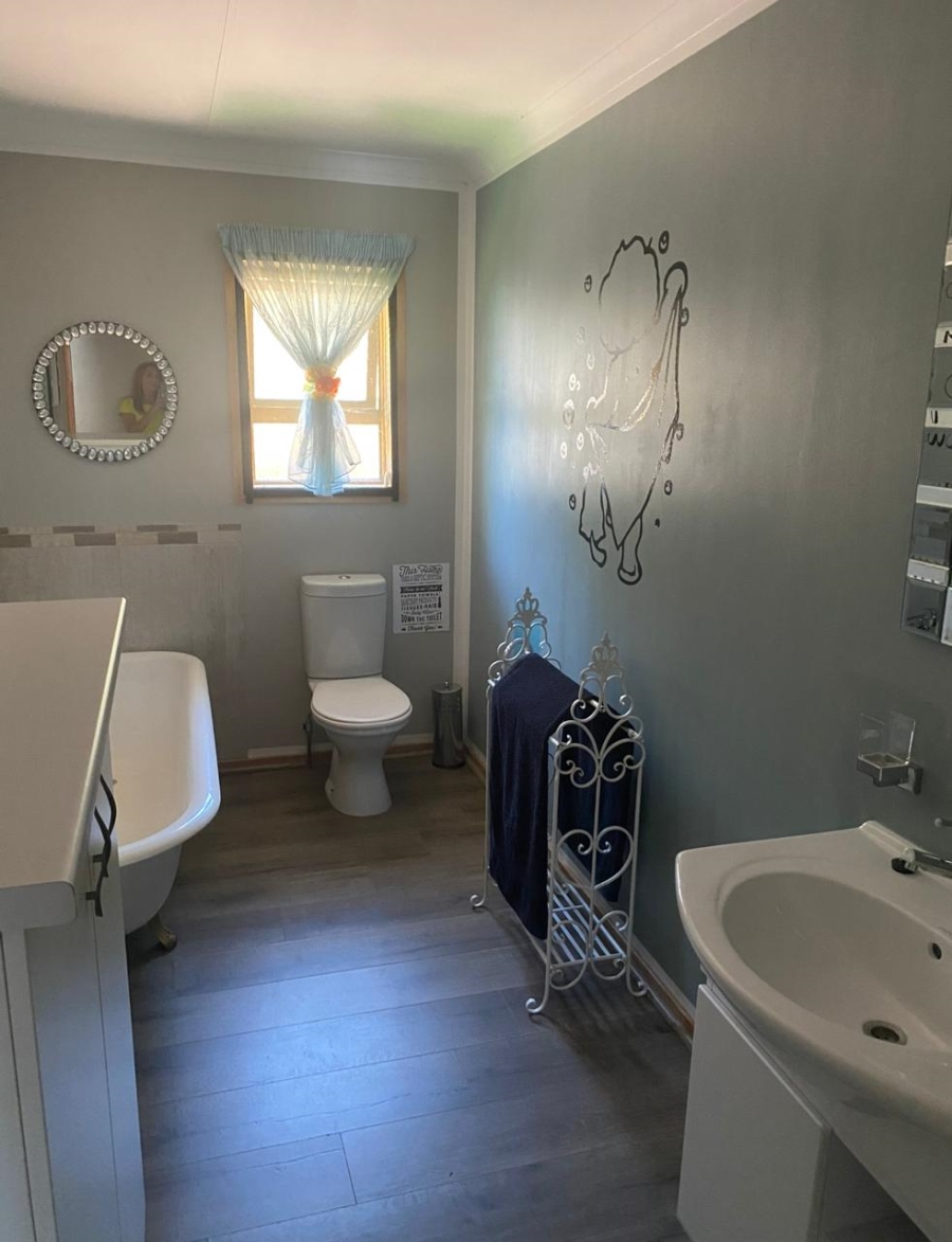 2 Bedroom Property for Sale in Vaaloewer Gauteng