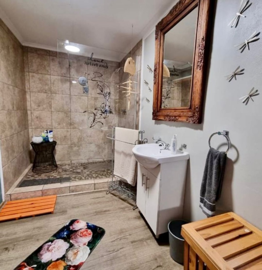 2 Bedroom Property for Sale in Vaaloewer Gauteng