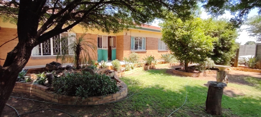 4 Bedroom Property for Sale in Homelake Gauteng