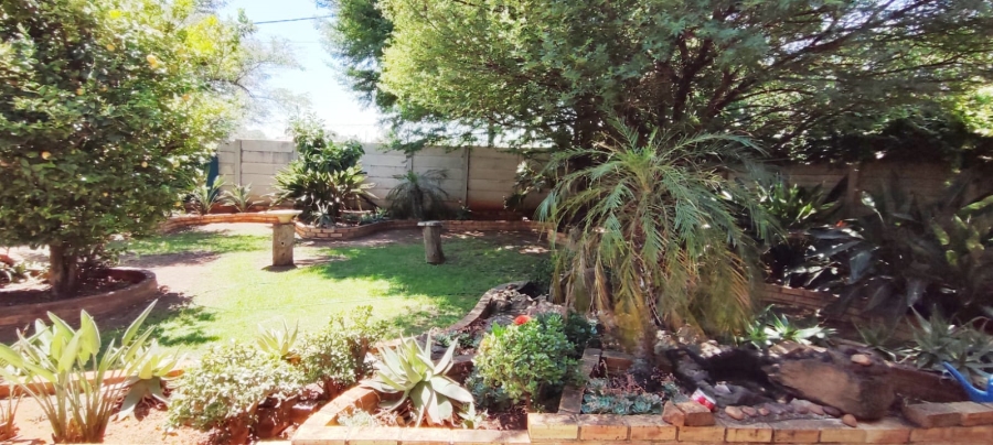 4 Bedroom Property for Sale in Homelake Gauteng