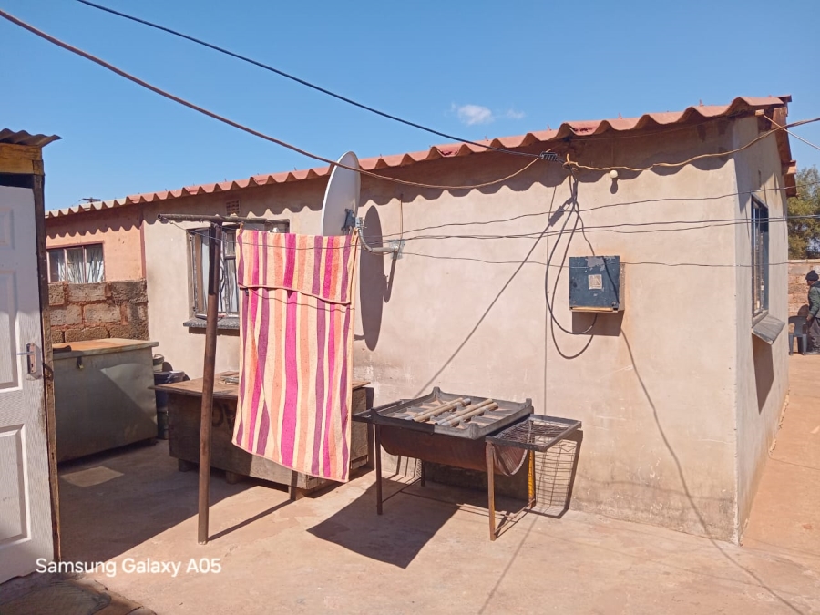 1 Bedroom Property for Sale in Bram Fischerville Gauteng