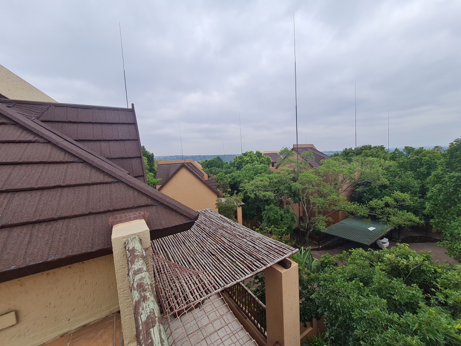 1 Bedroom Property for Sale in Douglasdale Gauteng