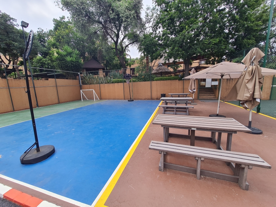 1 Bedroom Property for Sale in Douglasdale Gauteng