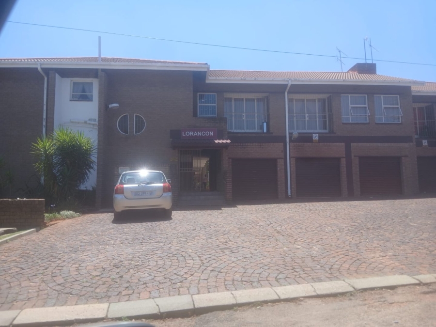 2 Bedroom Property for Sale in Greenhills Gauteng
