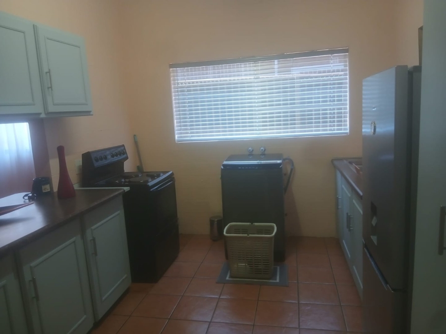 2 Bedroom Property for Sale in Greenhills Gauteng