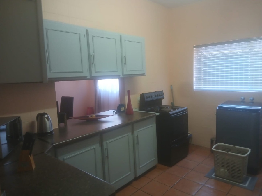 2 Bedroom Property for Sale in Greenhills Gauteng