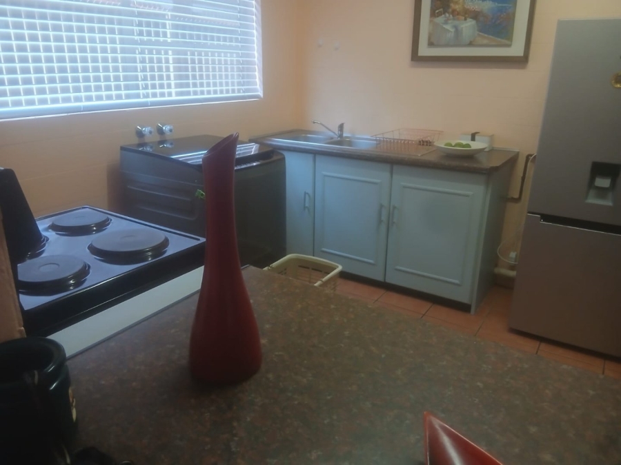 2 Bedroom Property for Sale in Greenhills Gauteng