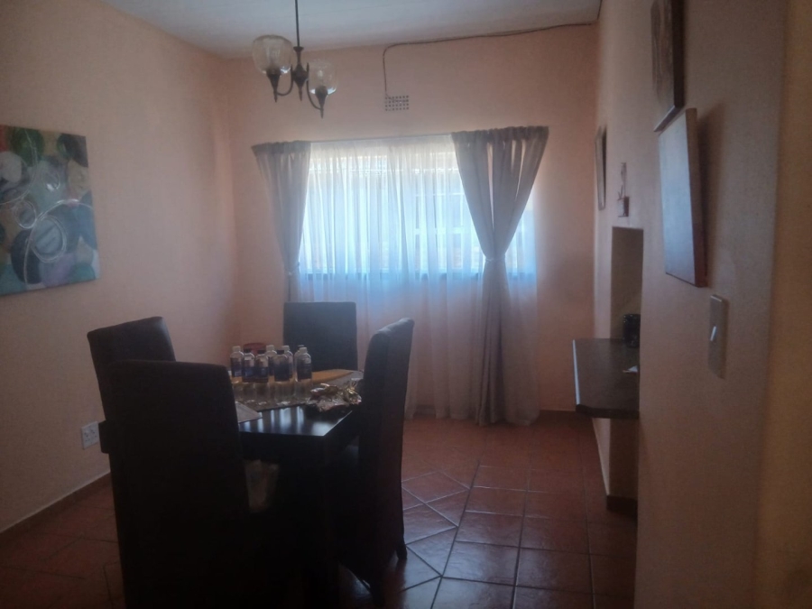 2 Bedroom Property for Sale in Greenhills Gauteng