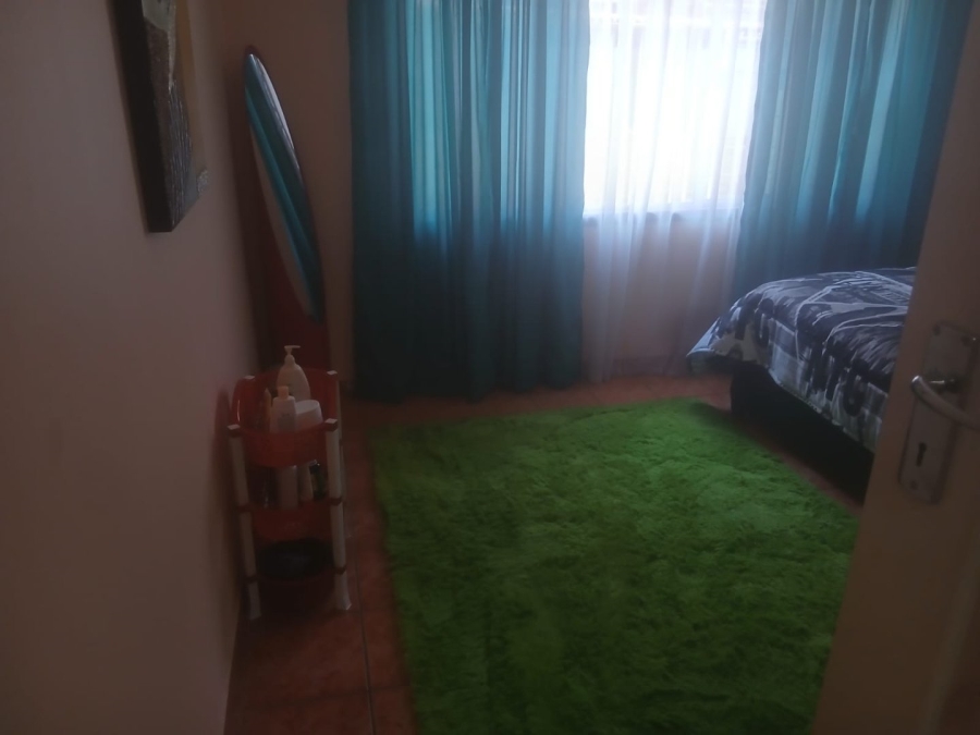 2 Bedroom Property for Sale in Greenhills Gauteng