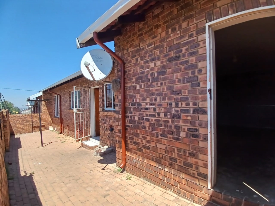 3 Bedroom Property for Sale in Groblerpark Gauteng
