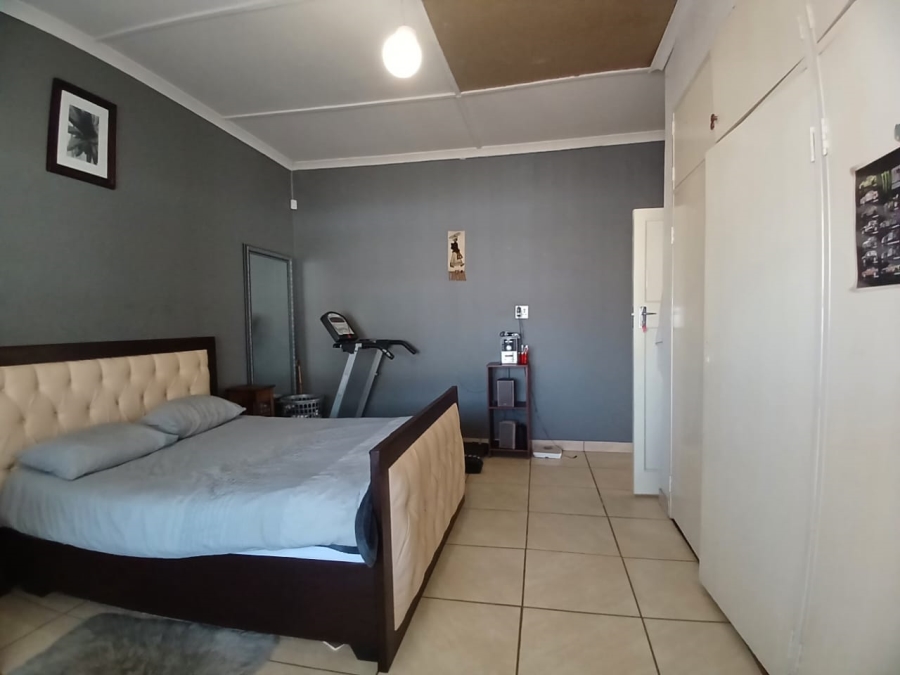3 Bedroom Property for Sale in Roodepoort North Gauteng