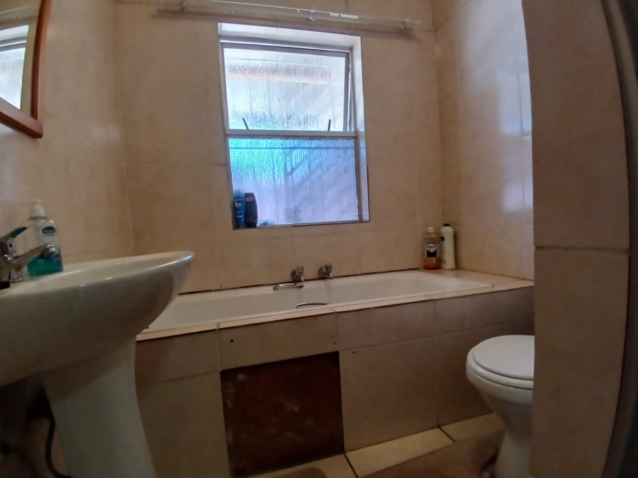 3 Bedroom Property for Sale in Roodepoort North Gauteng