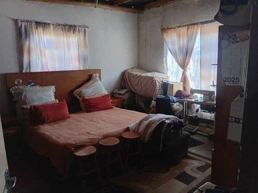 2 Bedroom Property for Sale in Mohlakeng Gauteng