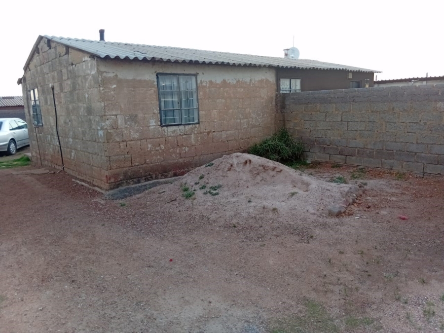 1 Bedroom Property for Sale in Mohlakeng Gauteng
