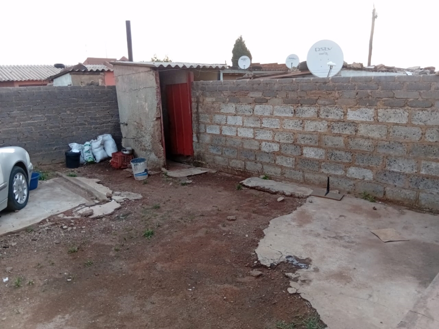 1 Bedroom Property for Sale in Mohlakeng Gauteng
