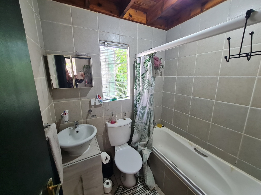 2 Bedroom Property for Sale in Douglasdale Gauteng