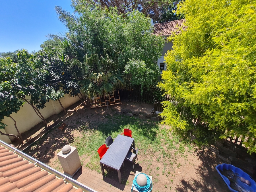 2 Bedroom Property for Sale in Douglasdale Gauteng