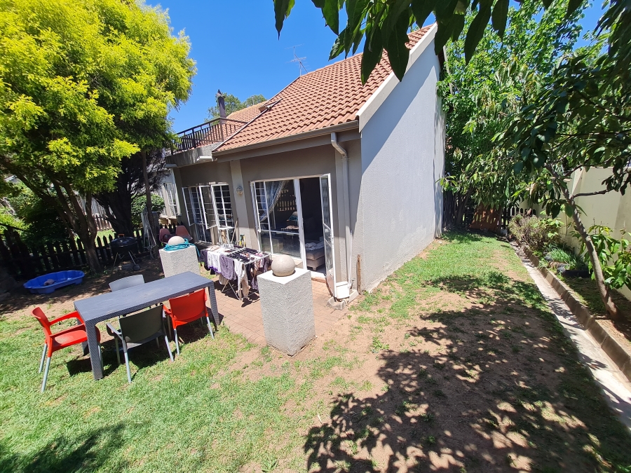 2 Bedroom Property for Sale in Douglasdale Gauteng