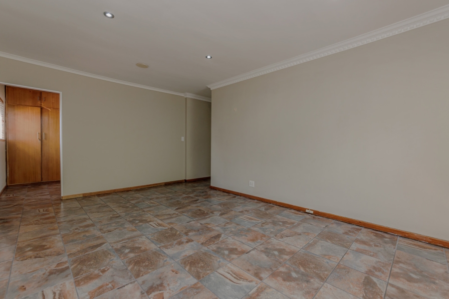 3 Bedroom Property for Sale in Florida Park Gauteng