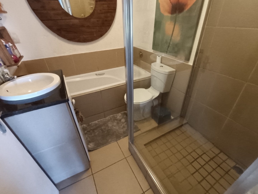 3 Bedroom Property for Sale in Hillside Gauteng
