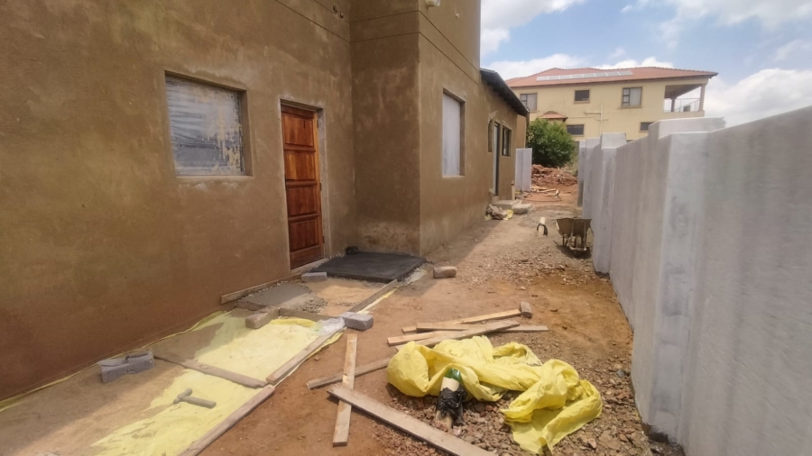 3 Bedroom Property for Sale in Munsieville South Gauteng