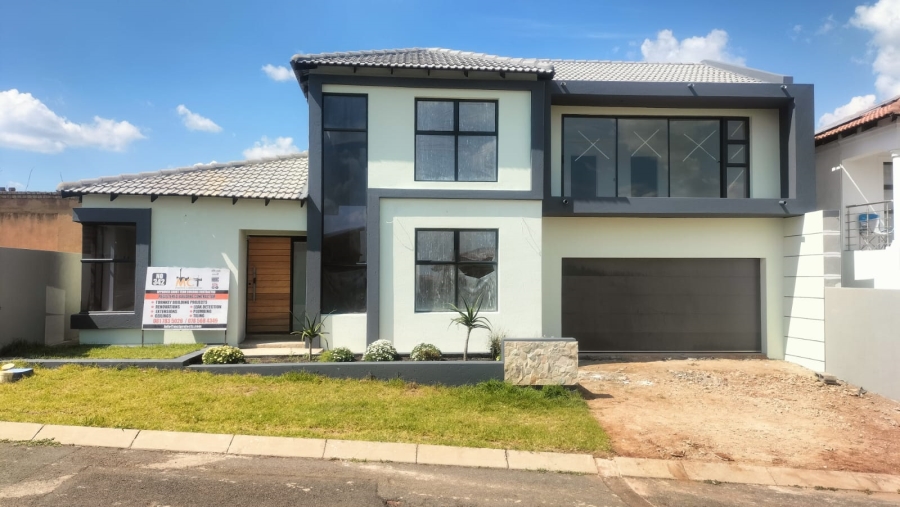 3 Bedroom Property for Sale in Munsieville South Gauteng