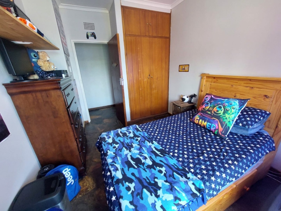 5 Bedroom Property for Sale in Krugersdorp North Gauteng