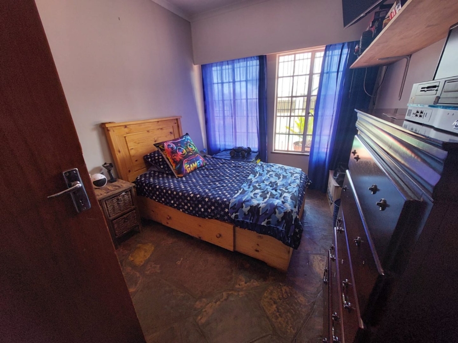 5 Bedroom Property for Sale in Krugersdorp North Gauteng