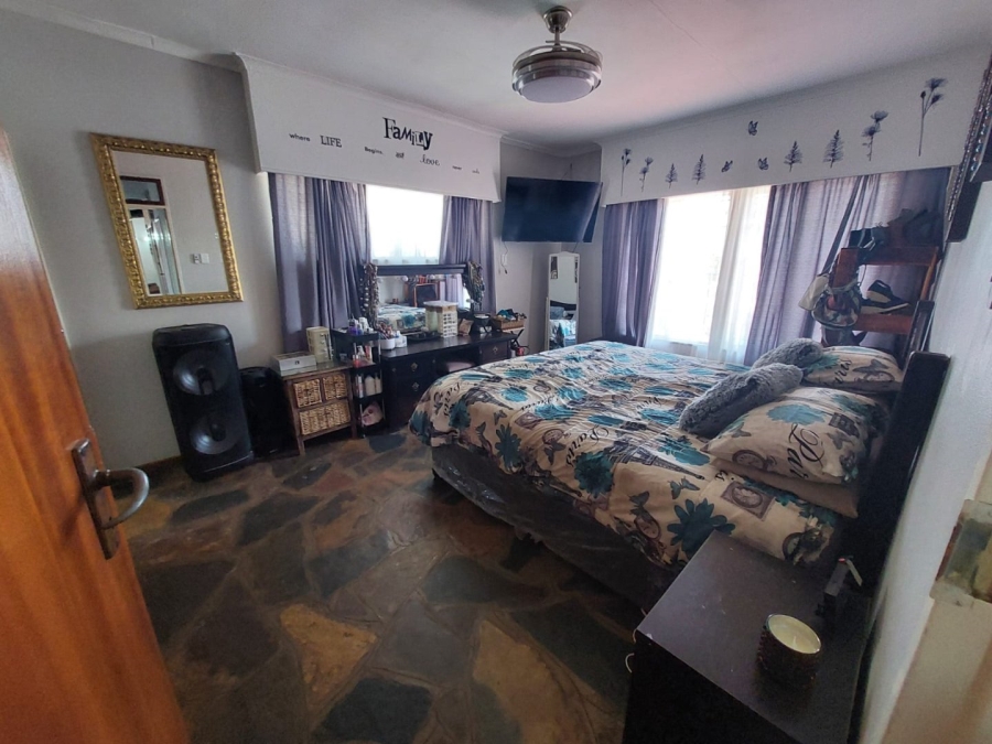 5 Bedroom Property for Sale in Krugersdorp North Gauteng