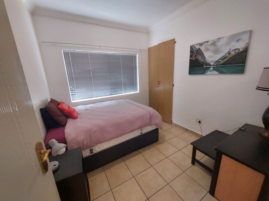 6 Bedroom Property for Sale in Rant En Dal Gauteng