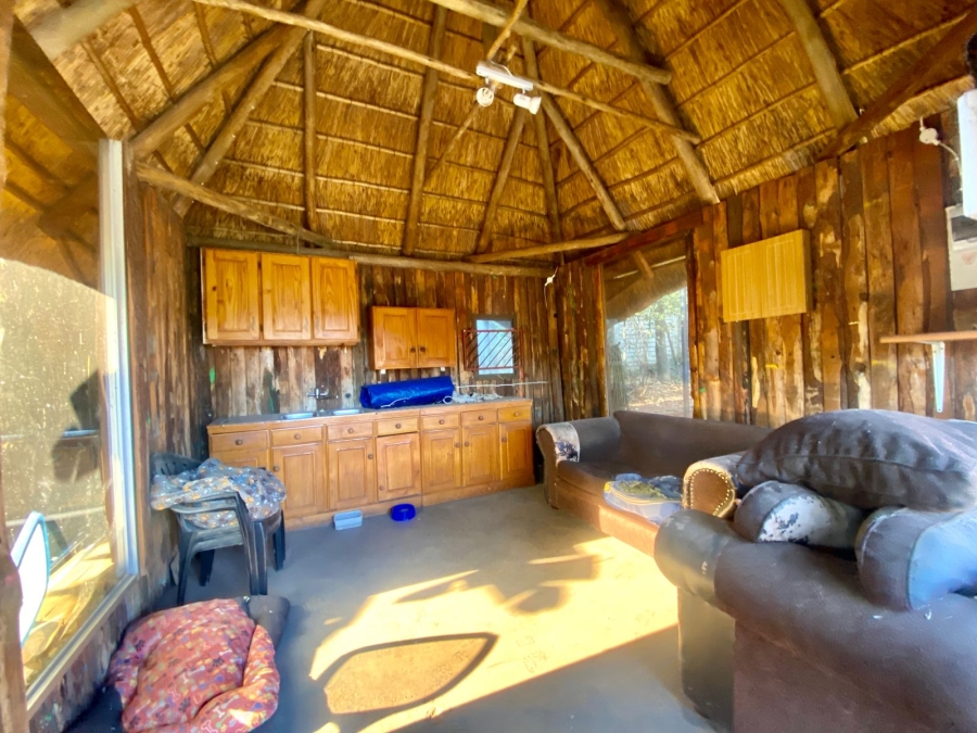 5 Bedroom Property for Sale in Roodekrans Gauteng