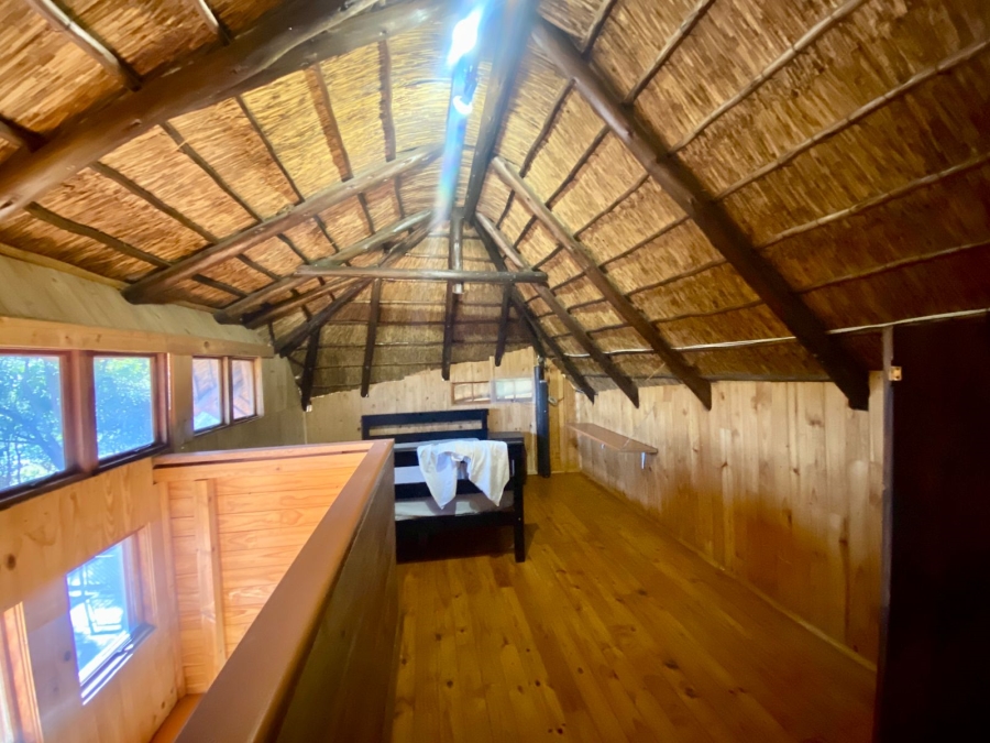 5 Bedroom Property for Sale in Roodekrans Gauteng