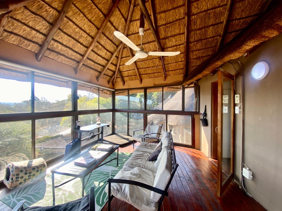 5 Bedroom Property for Sale in Roodekrans Gauteng