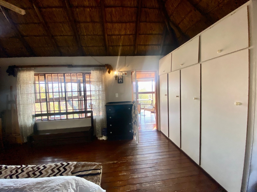 5 Bedroom Property for Sale in Roodekrans Gauteng