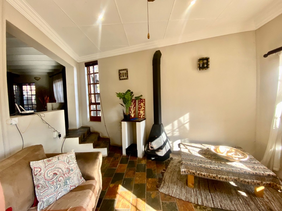 5 Bedroom Property for Sale in Roodekrans Gauteng