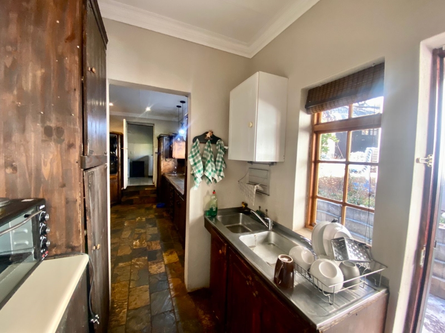 5 Bedroom Property for Sale in Roodekrans Gauteng