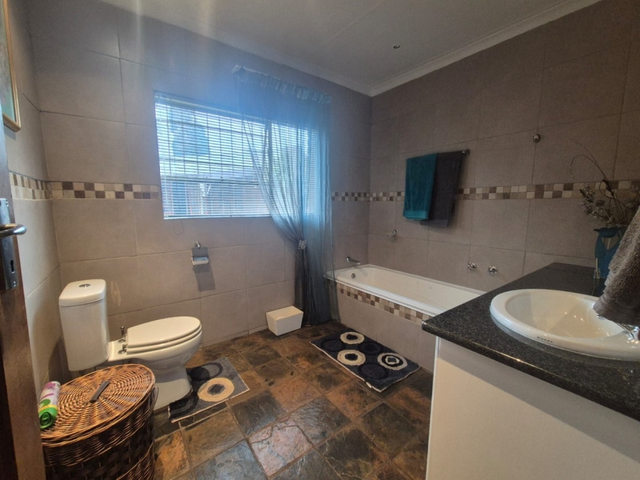 3 Bedroom Property for Sale in Culemborg Park Gauteng