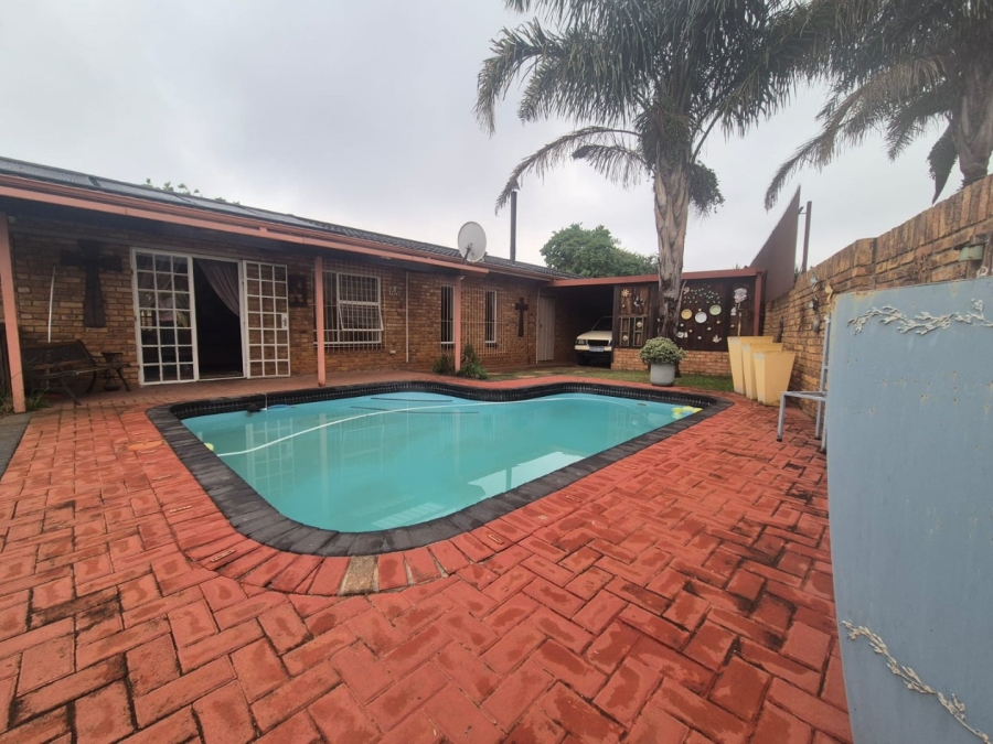 3 Bedroom Property for Sale in Culemborg Park Gauteng