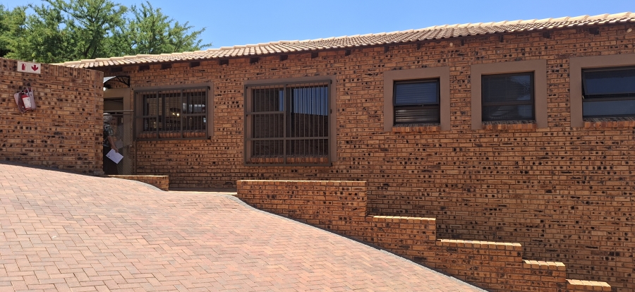 3 Bedroom Property for Sale in Noordheuwel Gauteng