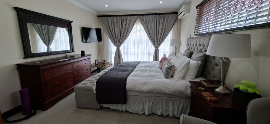 5 Bedroom Property for Sale in Noordheuwel Gauteng