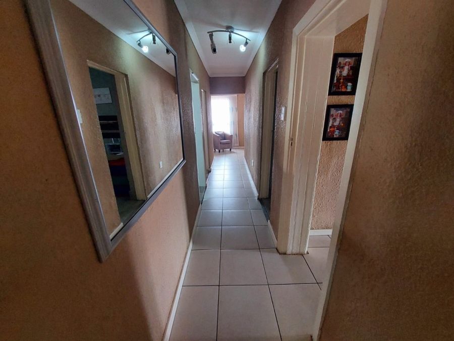 4 Bedroom Property for Sale in Krugersdorp West Gauteng
