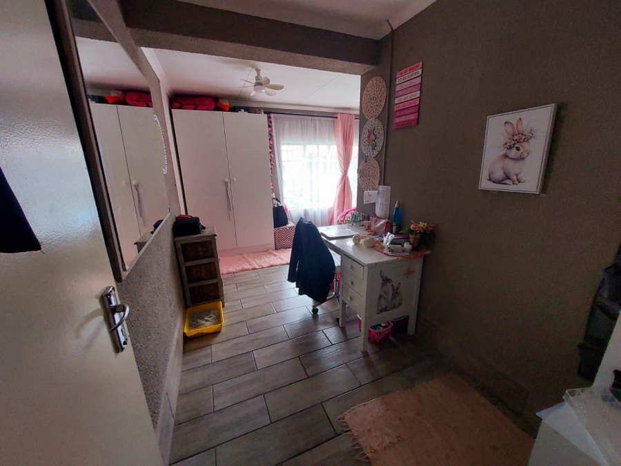 4 Bedroom Property for Sale in Krugersdorp West Gauteng