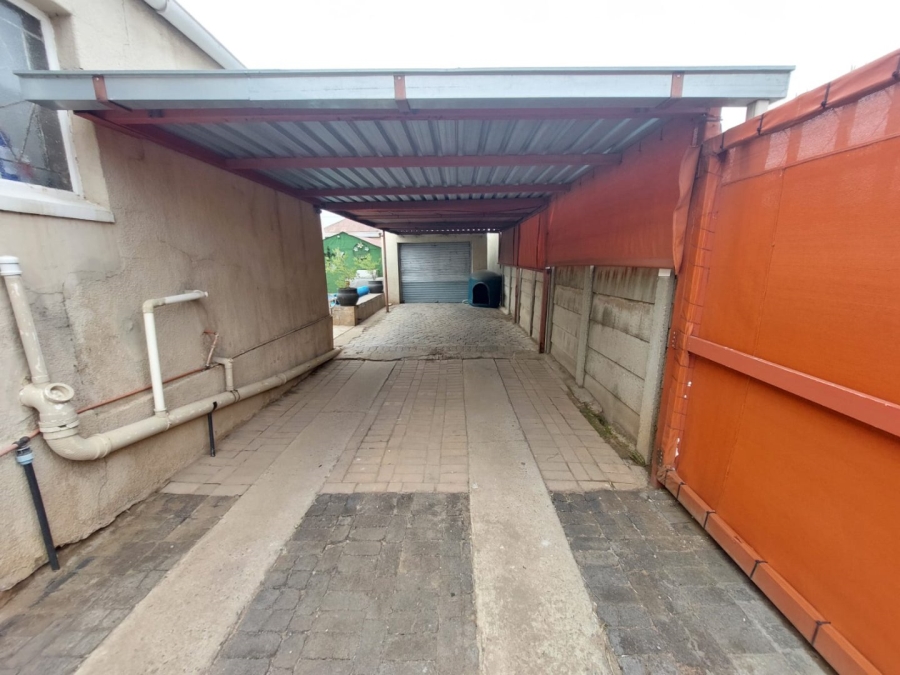 4 Bedroom Property for Sale in Krugersdorp West Gauteng