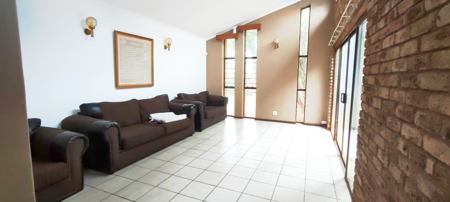 4 Bedroom Property for Sale in Wilro Park Gauteng