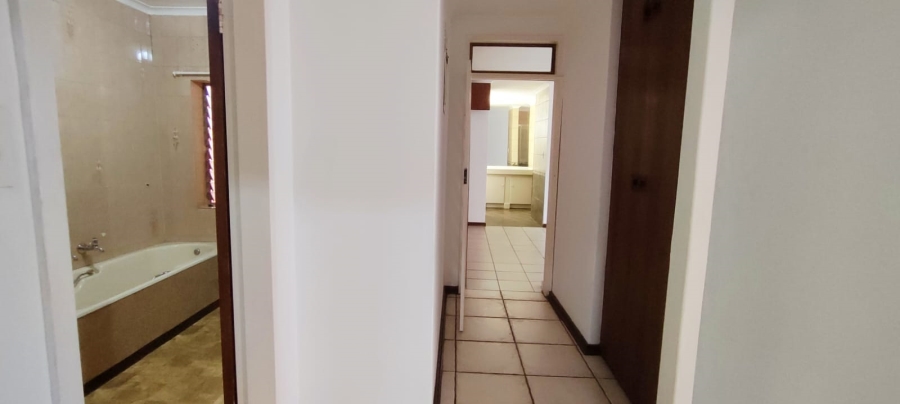 4 Bedroom Property for Sale in Wilro Park Gauteng