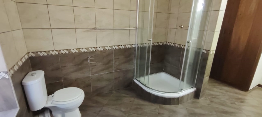 4 Bedroom Property for Sale in Wilro Park Gauteng