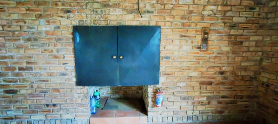 4 Bedroom Property for Sale in Wilro Park Gauteng