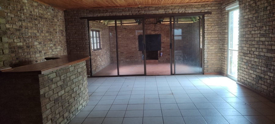 4 Bedroom Property for Sale in Wilro Park Gauteng